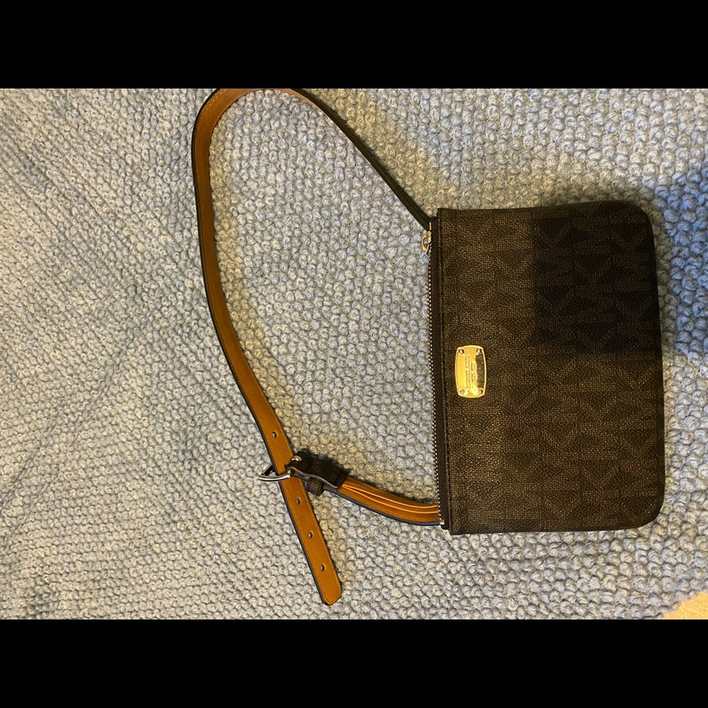 Michael Kors belt purse. Never used. Brand new without tags.
